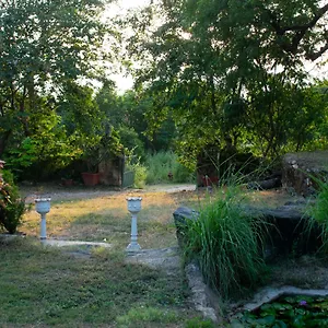 Titardi Garh- 18th Century Castle Homestay