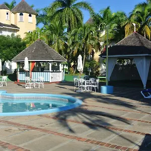  Apartment 18 Jamaica
